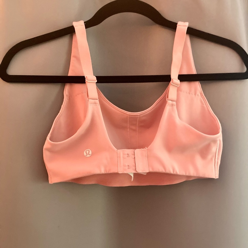 Lululemon in alignment straight strap sports bra